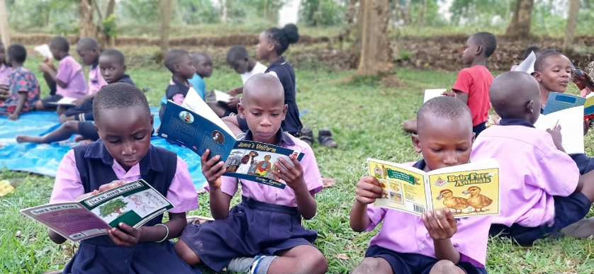 Pupils and teachers of Hope for Youth School